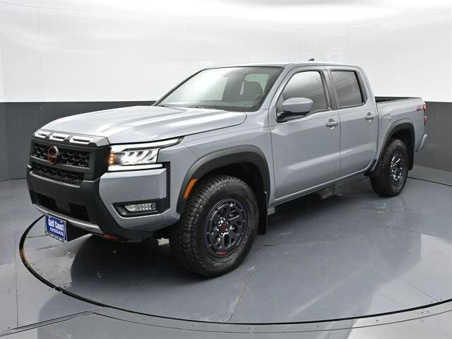 2025 NISSAN Frontier