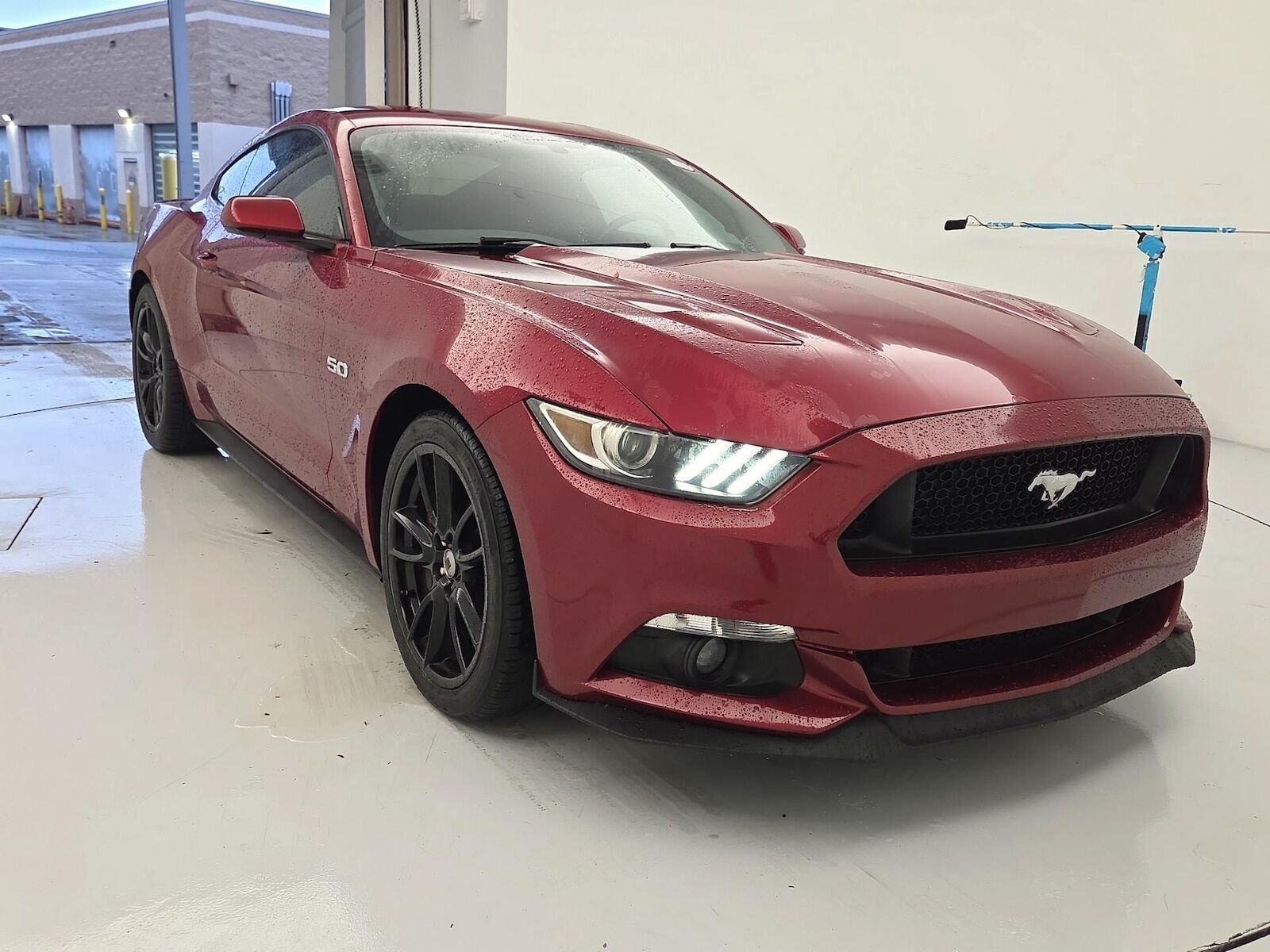 2017 FORD Mustang