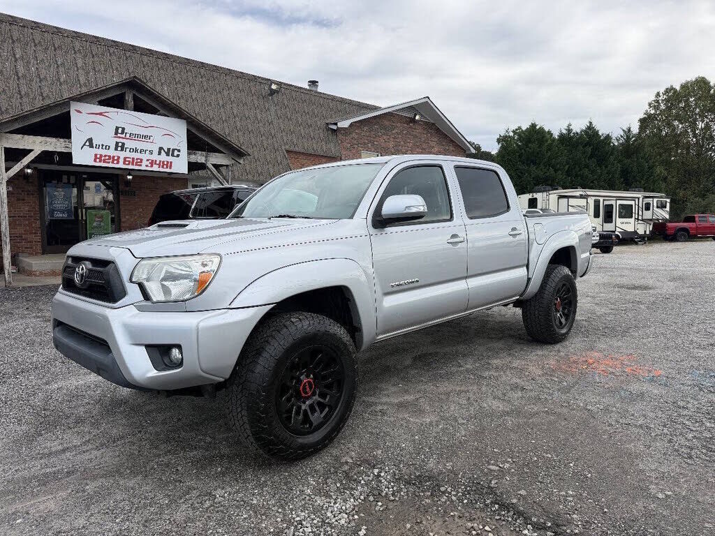 2013 TOYOTA Tacoma
