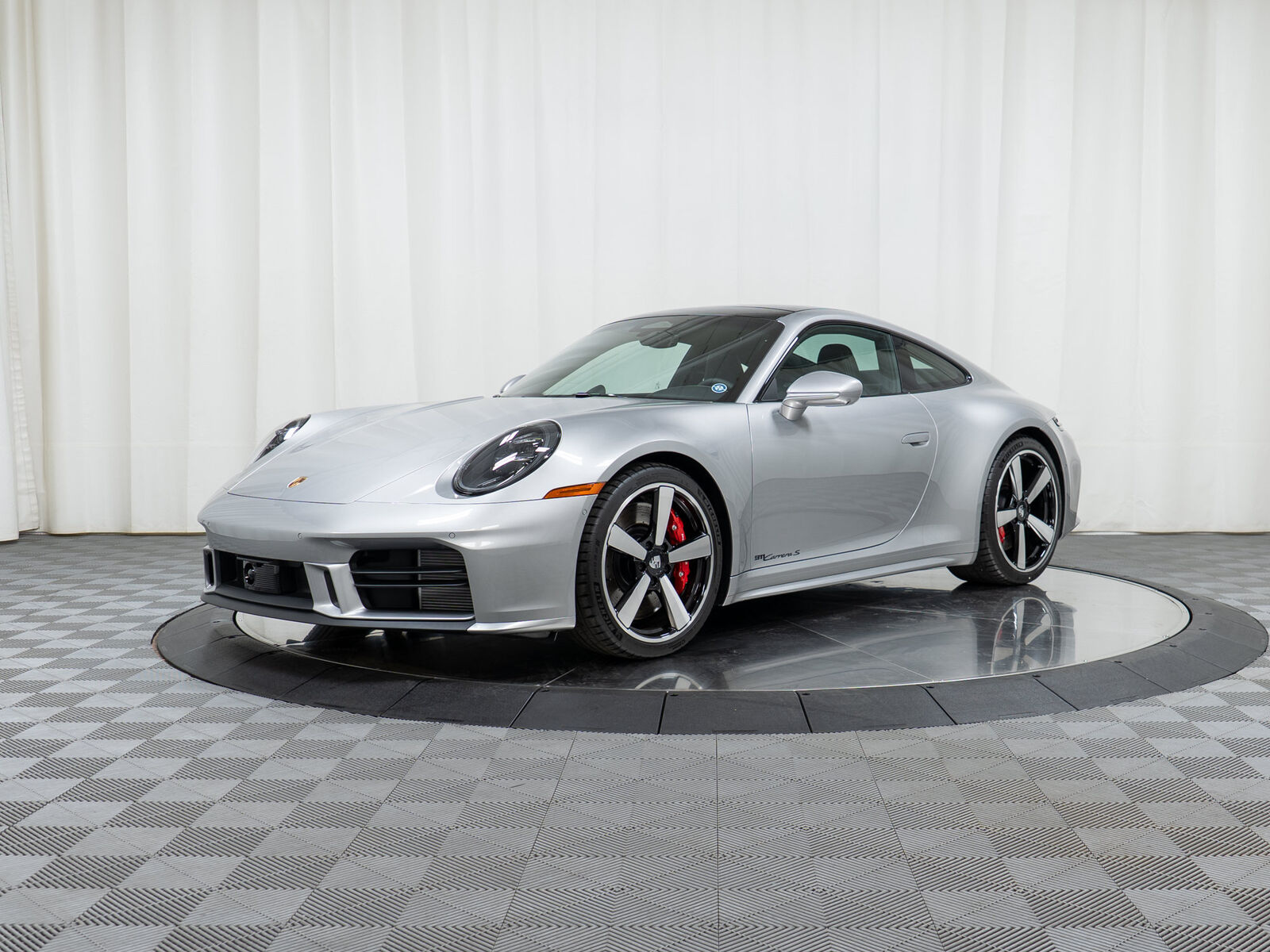 2026 PORSCHE 911