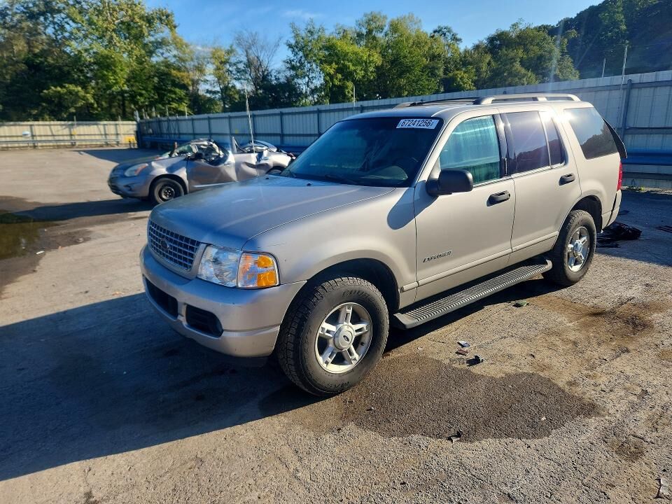 2004 FORD Explorer