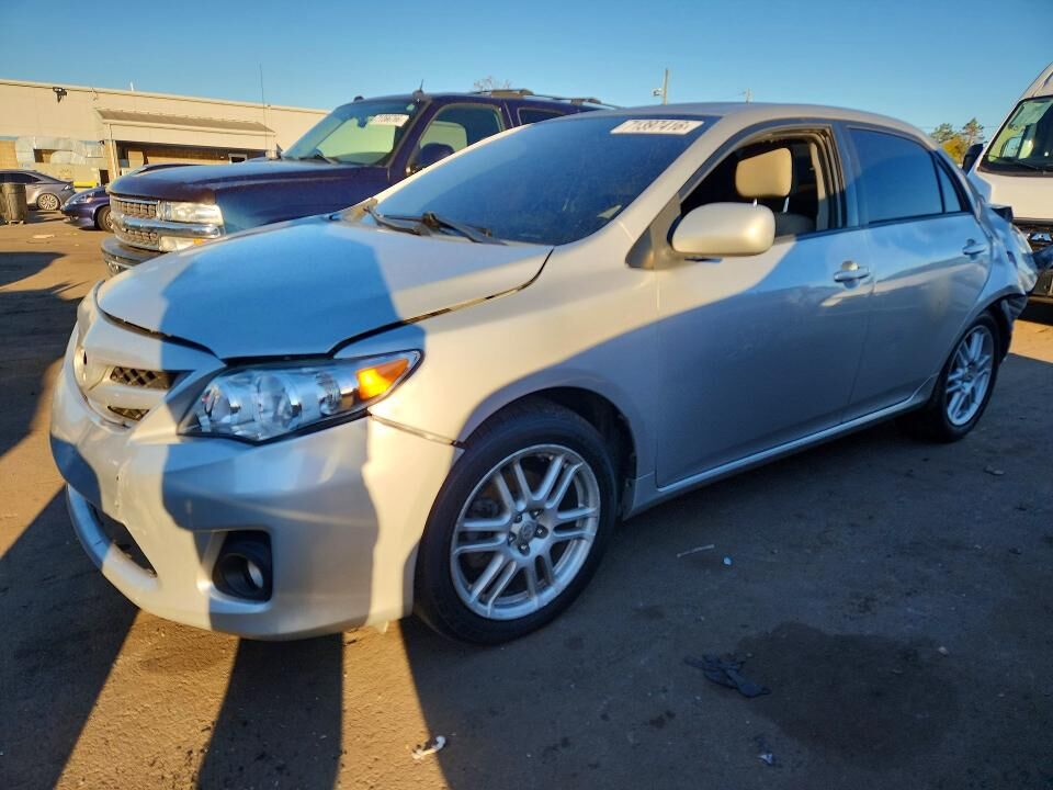 2011 TOYOTA Corolla