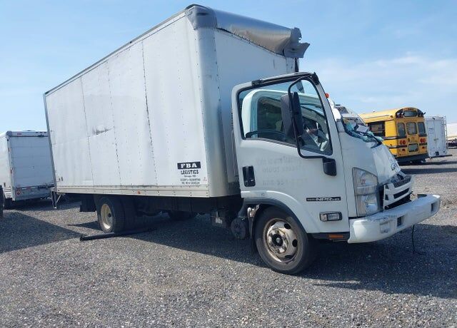 2020 ISUZU NPR-HD