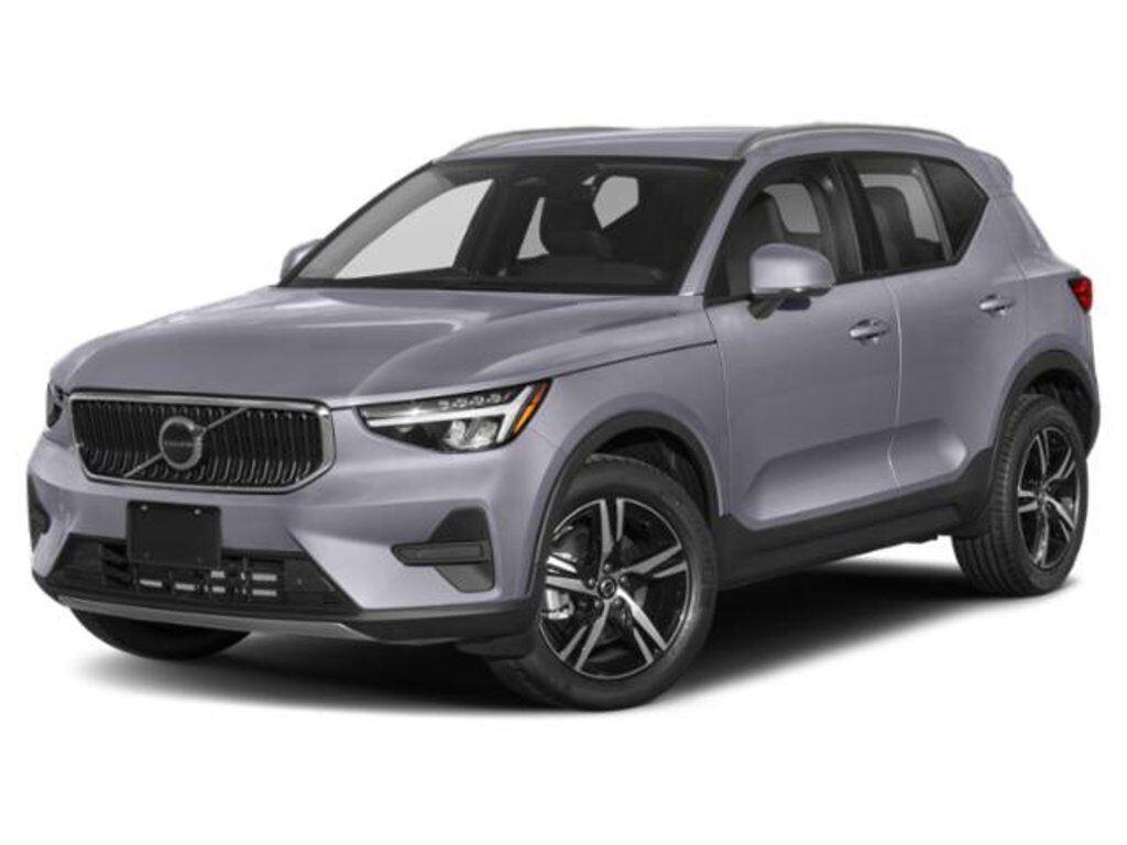 2023 VOLVO XC40