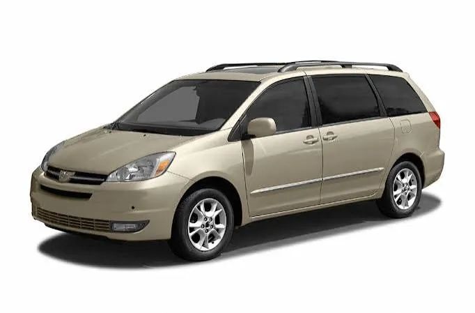 2004 TOYOTA Sienna