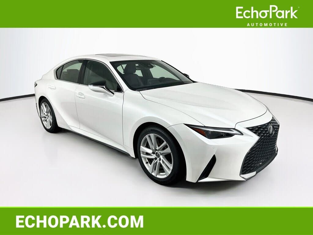 2024 LEXUS IS