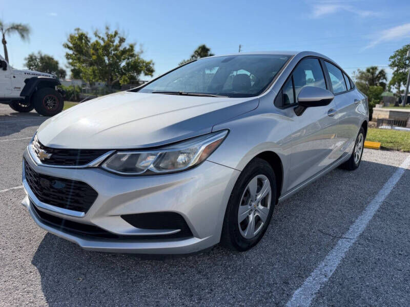 2017 CHEVROLET Cruze