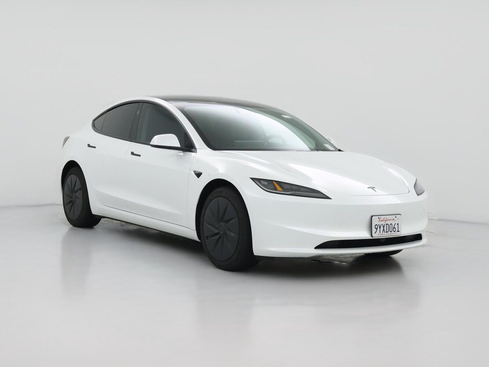 2026 TESLA Model 3