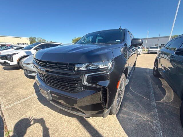 2023 CHEVROLET Suburban