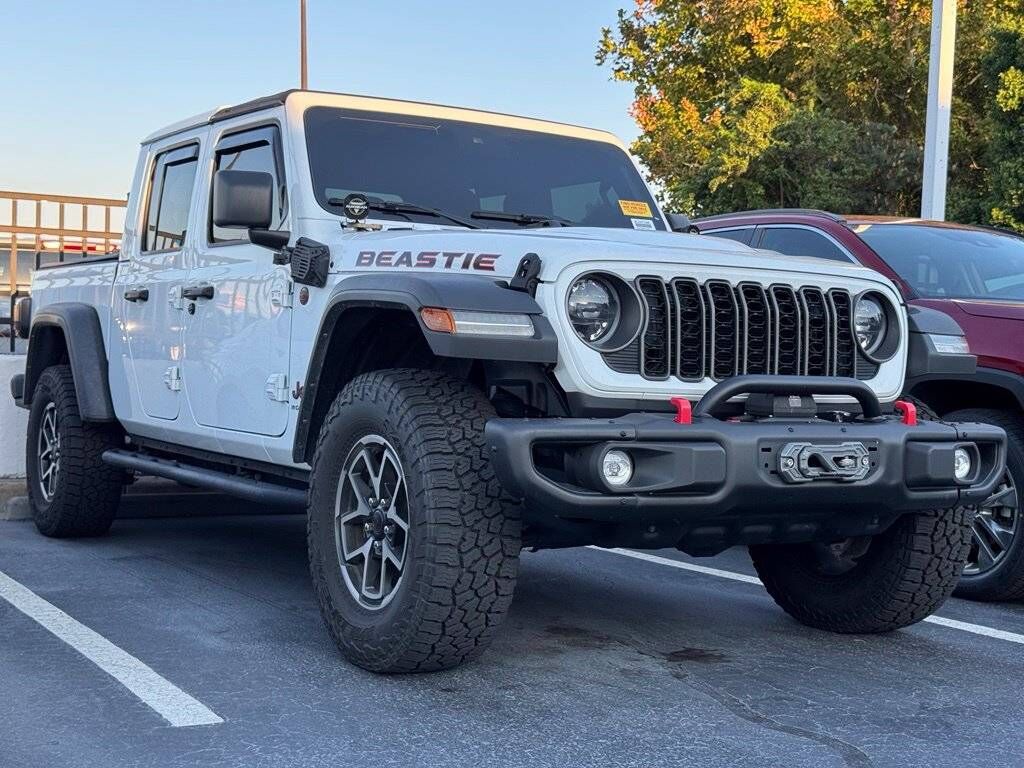 2025 JEEP Gladiator
