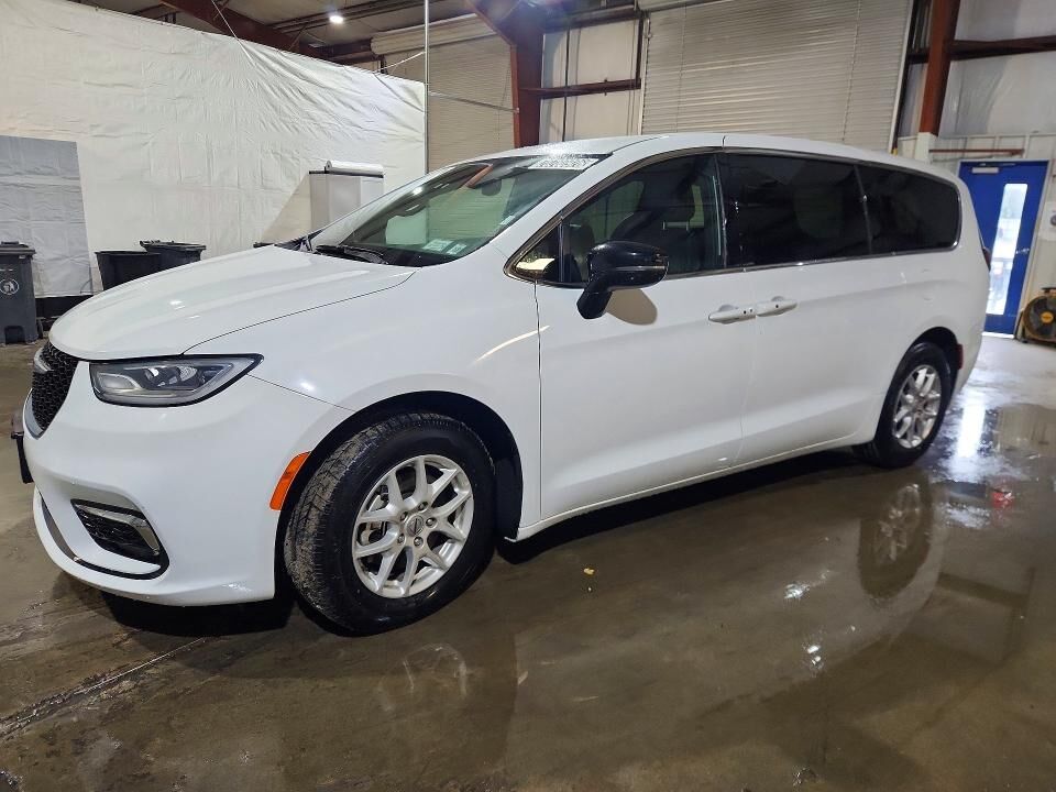 2025 CHRYSLER Pacifica