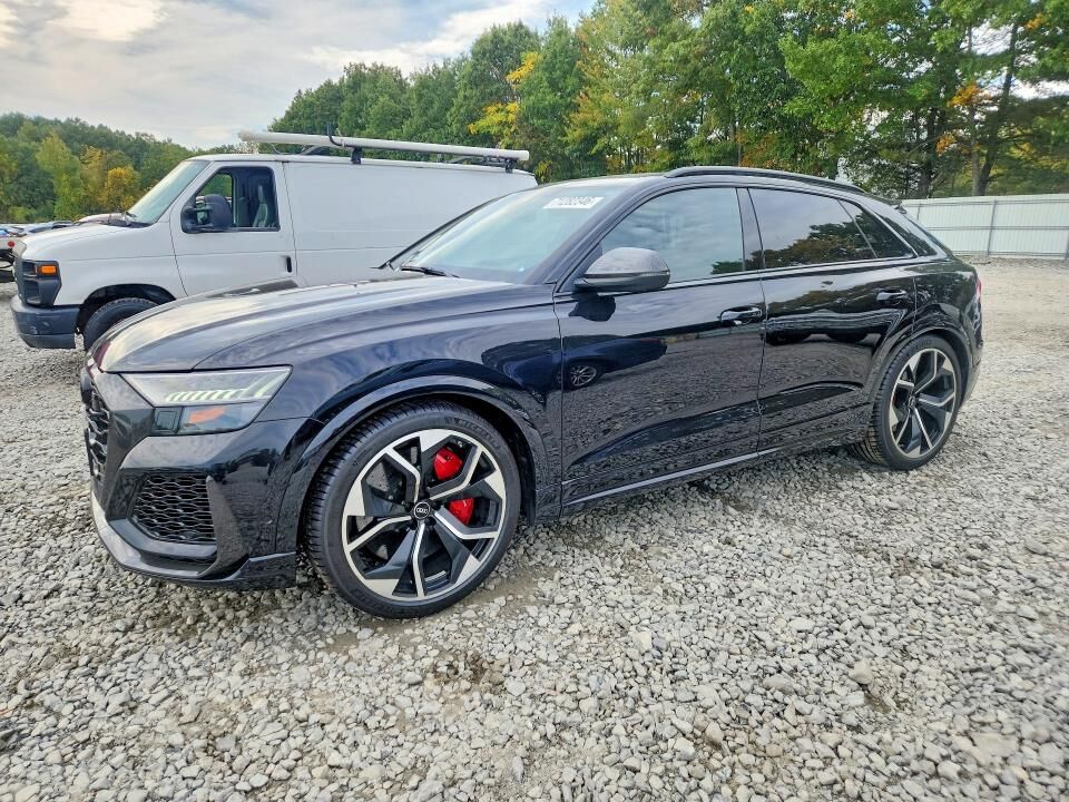 2021 AUDI RS Q8