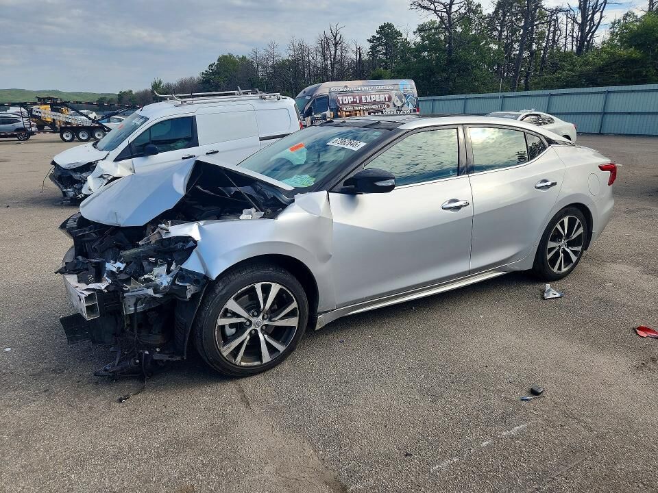 2016 NISSAN Maxima