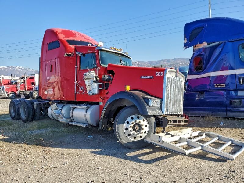 2005 KENWORTH W900