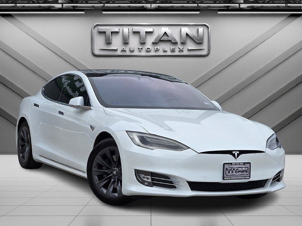 2019 TESLA Model S
