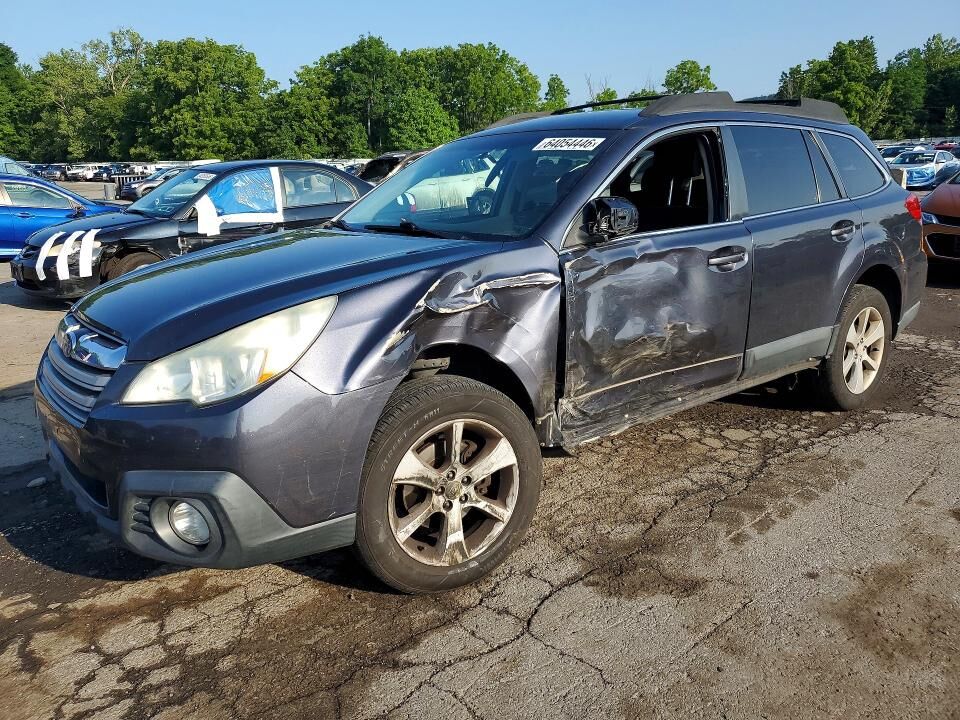 2013 SUBARU Outback