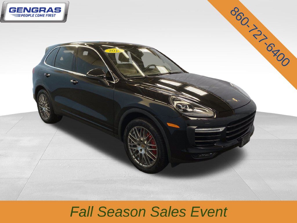 2015 PORSCHE Cayenne