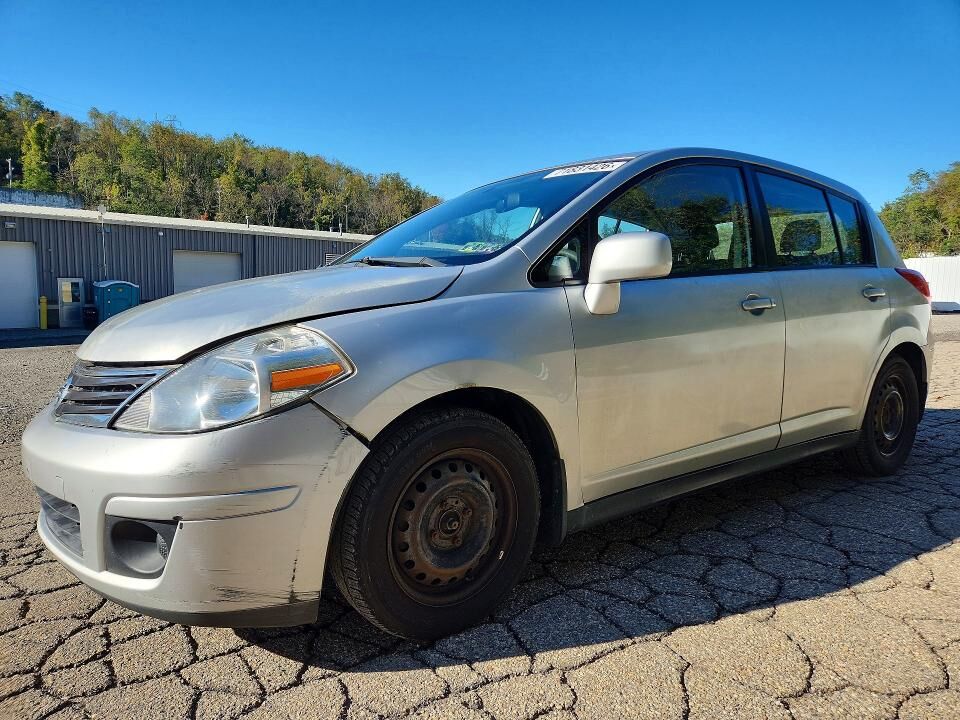 2012 NISSAN Versa