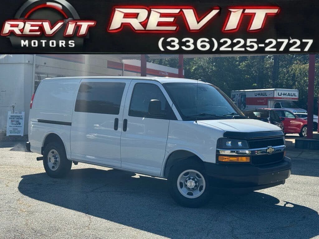 2019 CHEVROLET Express