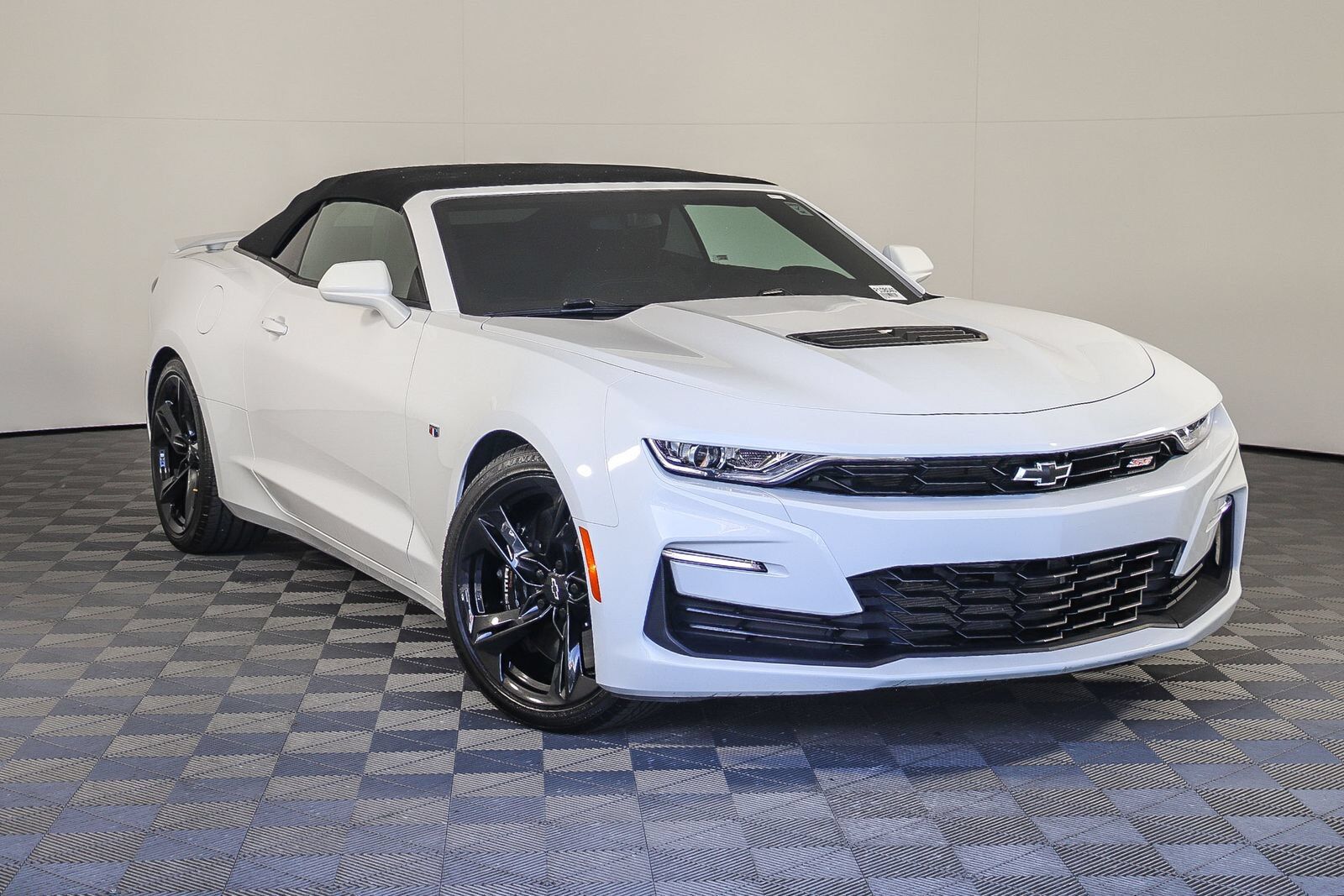 2023 CHEVROLET Camaro