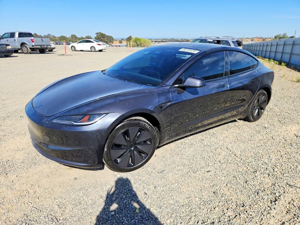 2024 TESLA Model 3