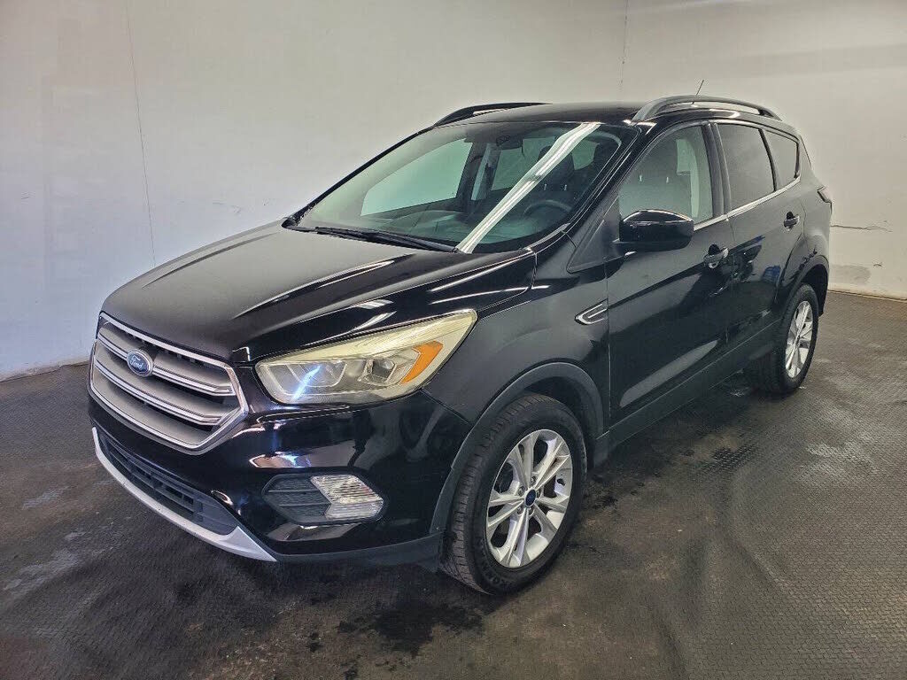 2017 FORD Escape