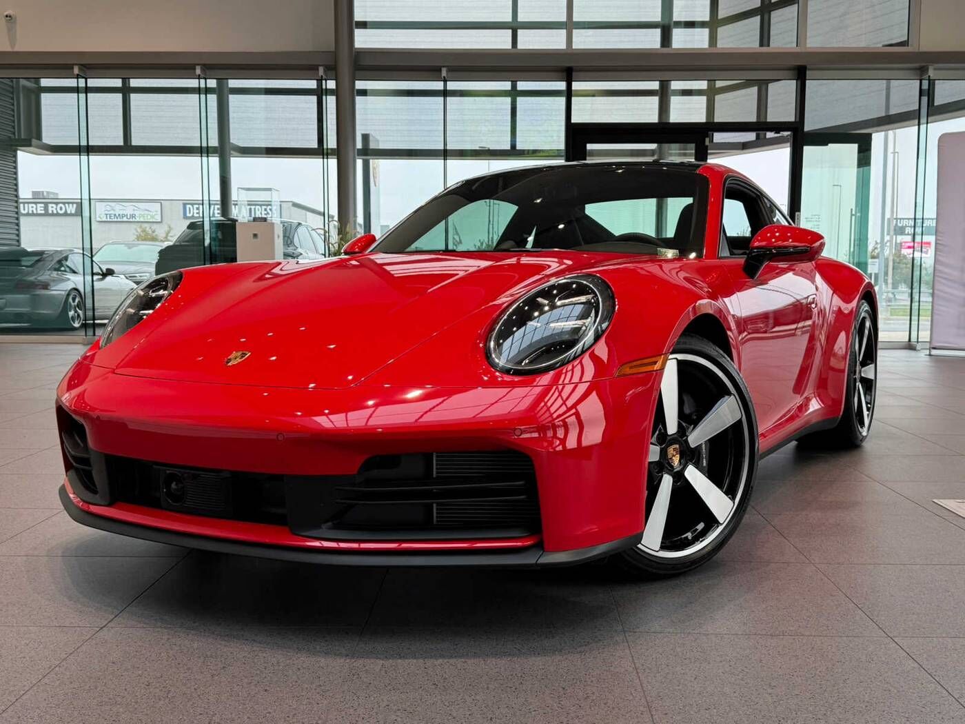 2025 PORSCHE 911