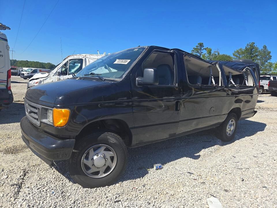 2004 FORD E-350
