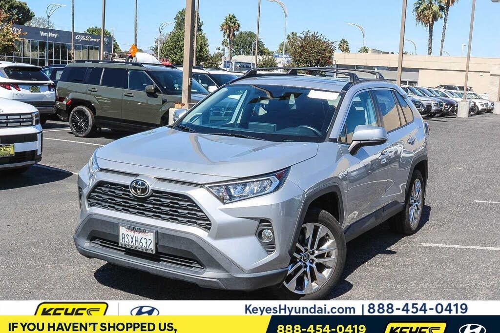 2020 TOYOTA RAV4