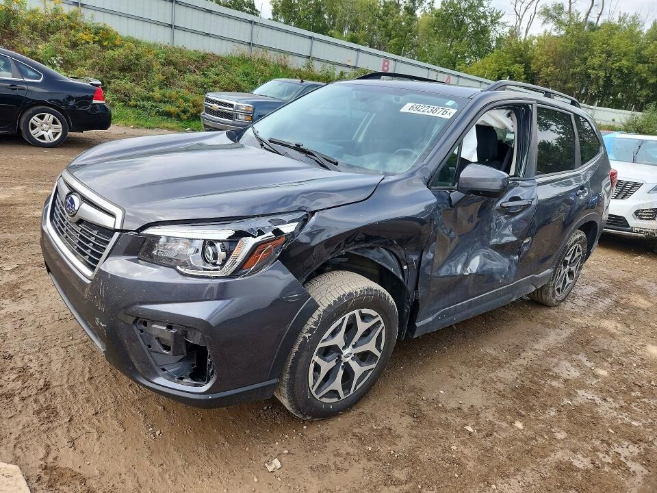 2020 SUBARU Forester