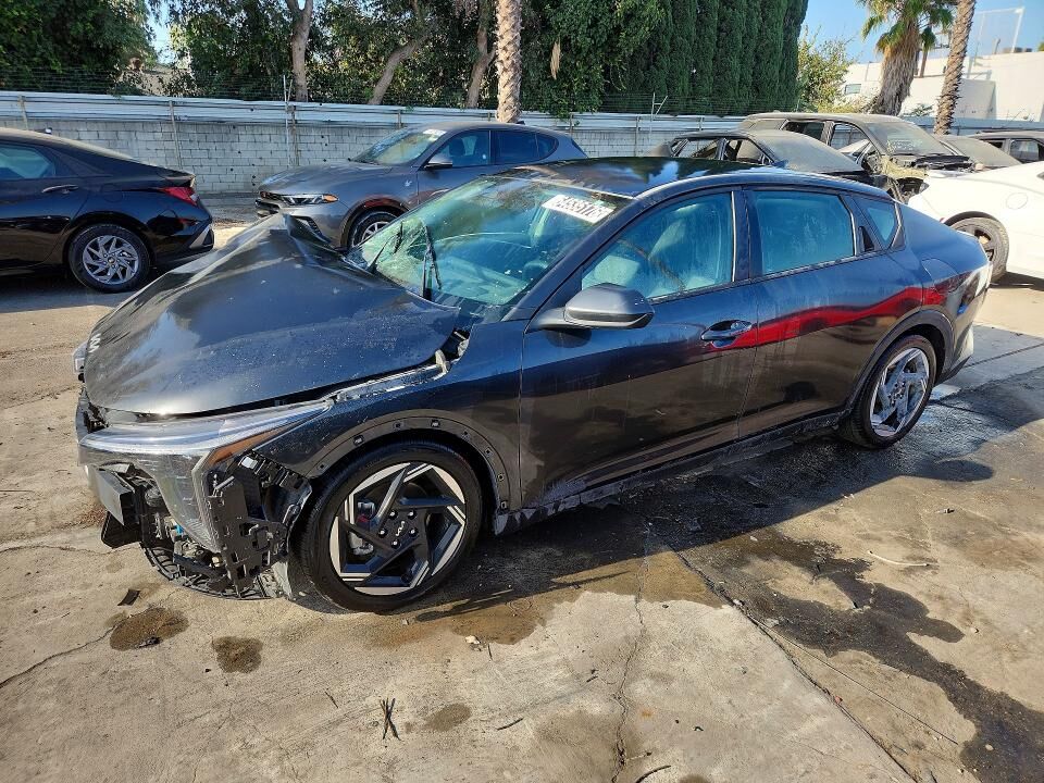 2025 KIA K4