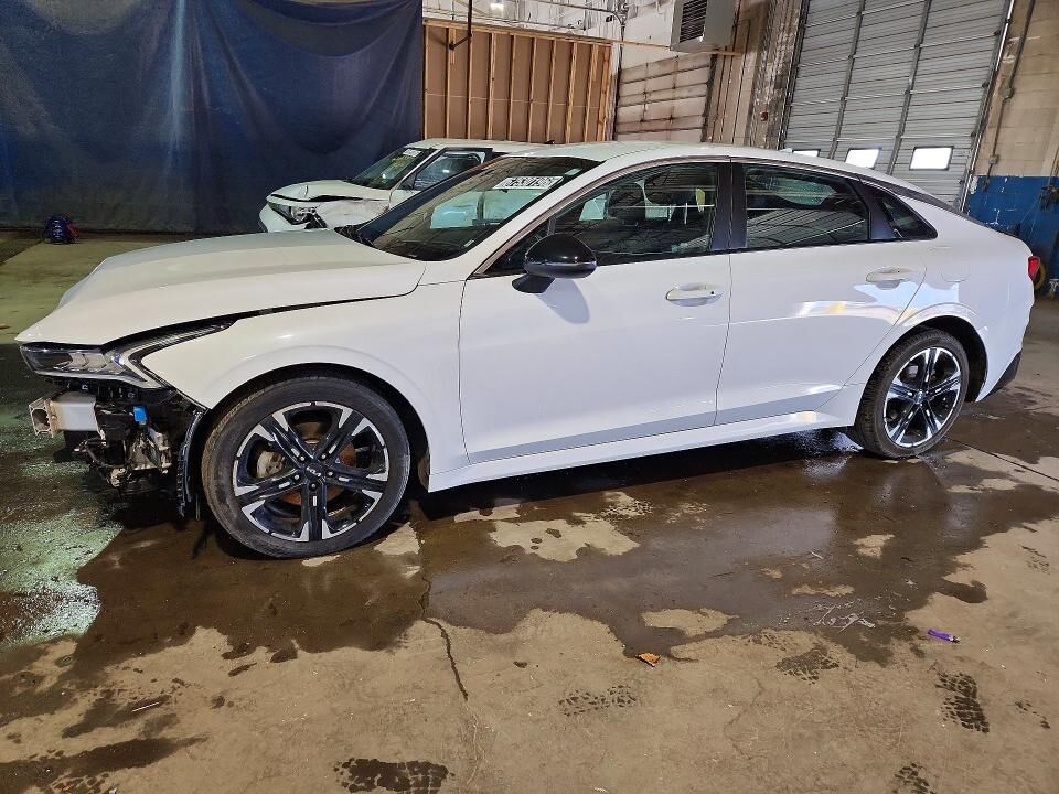 2023 KIA K5