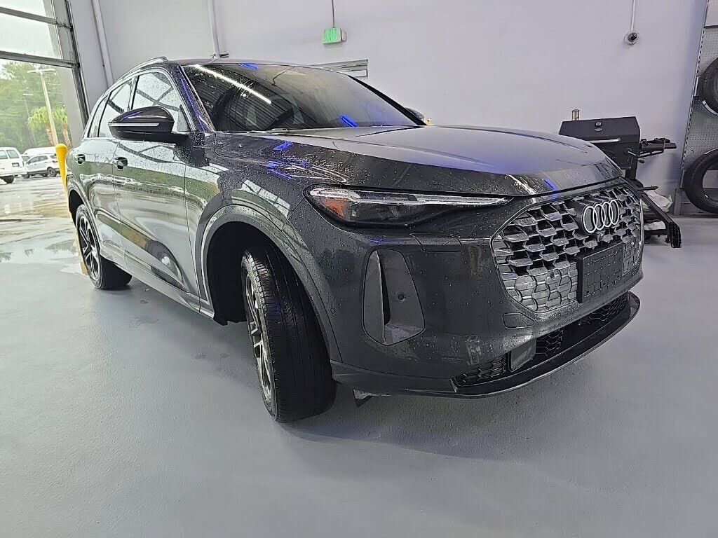2025 AUDI Q5