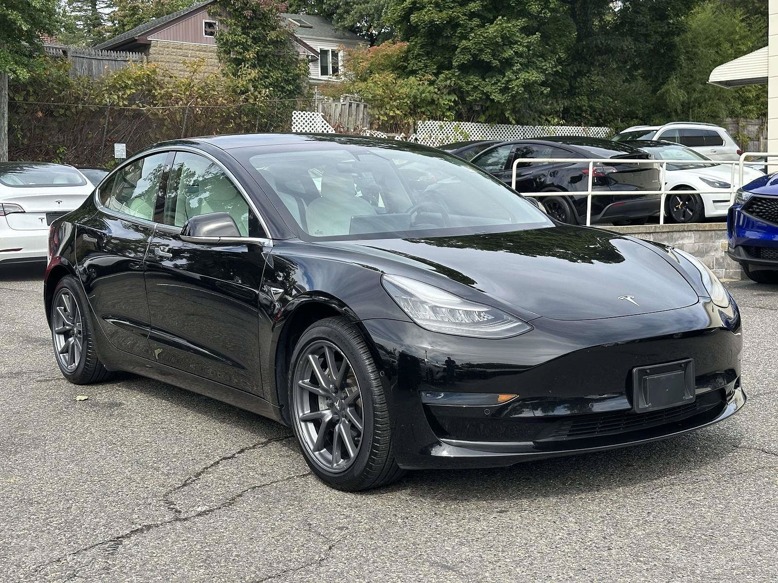 2020 TESLA Model 3