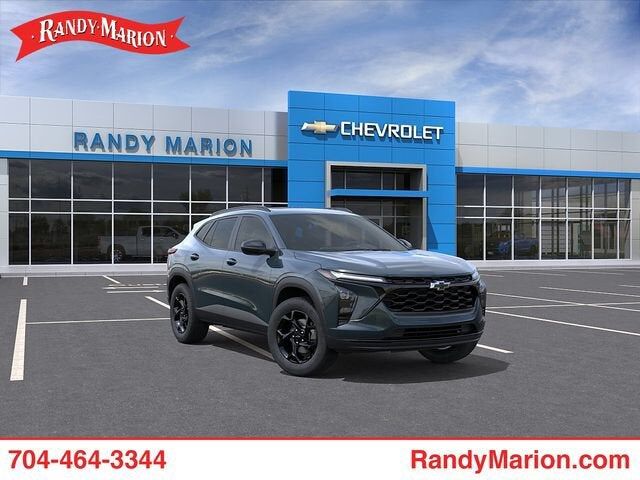 2026 CHEVROLET Trax