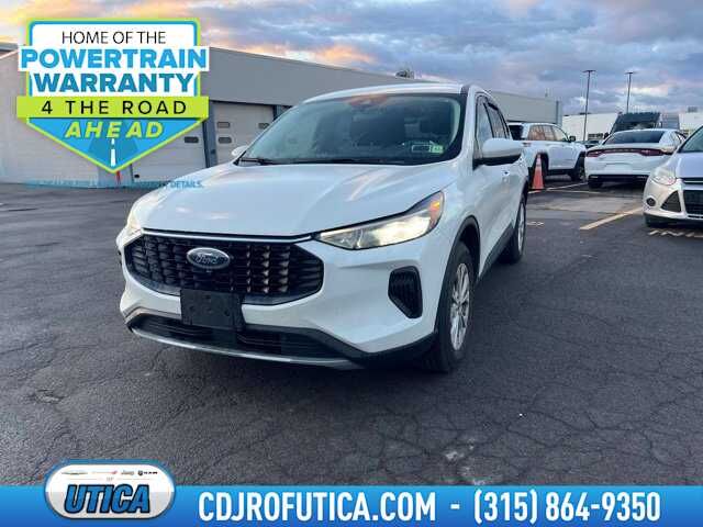 2023 FORD Escape
