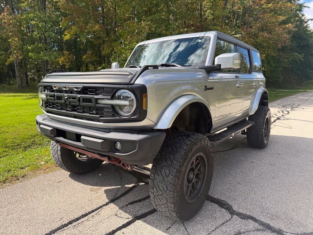 2021 FORD Bronco