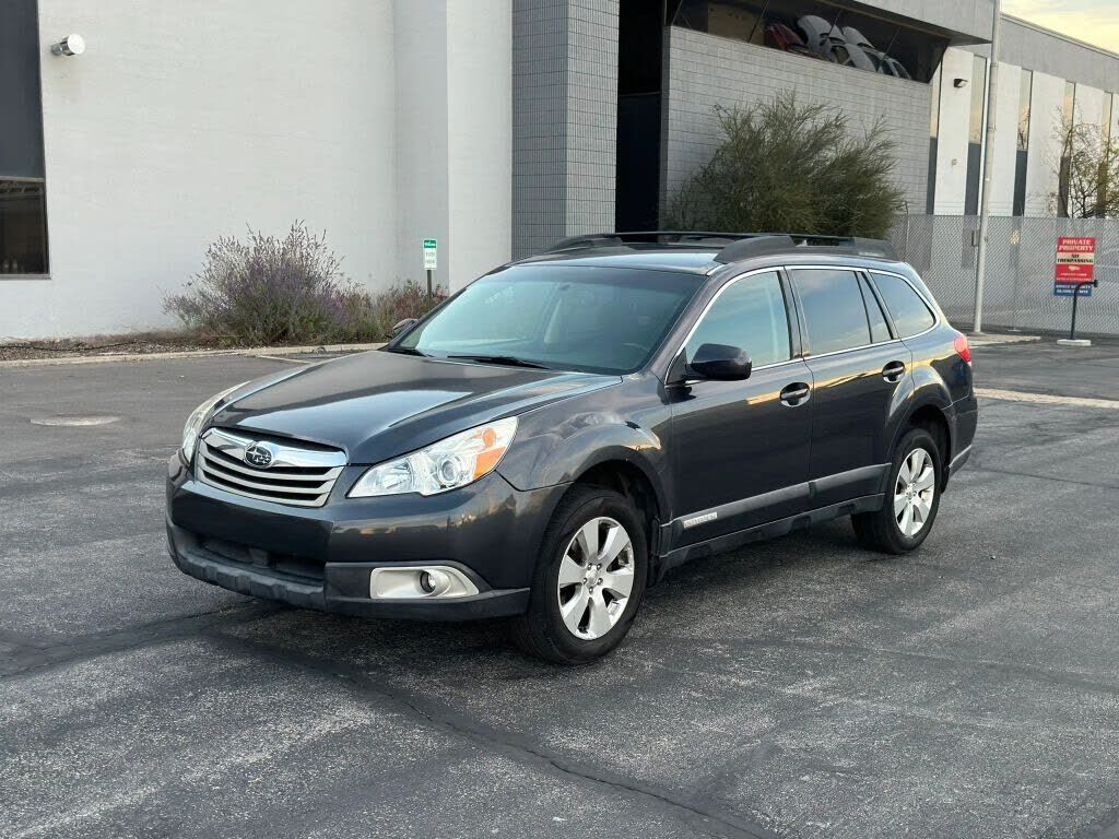 2012 SUBARU Outback