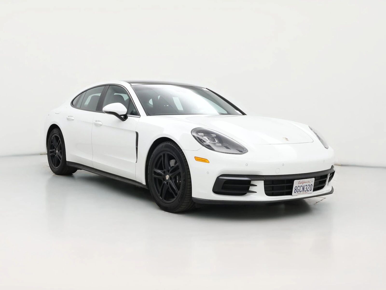 2018 PORSCHE Panamera