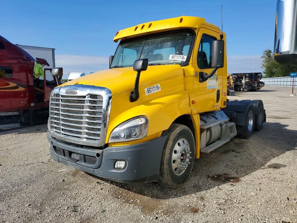 2013 FREIGHTLINER Cascadia