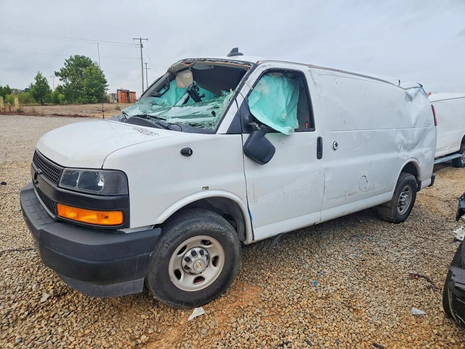 2022 CHEVROLET Express