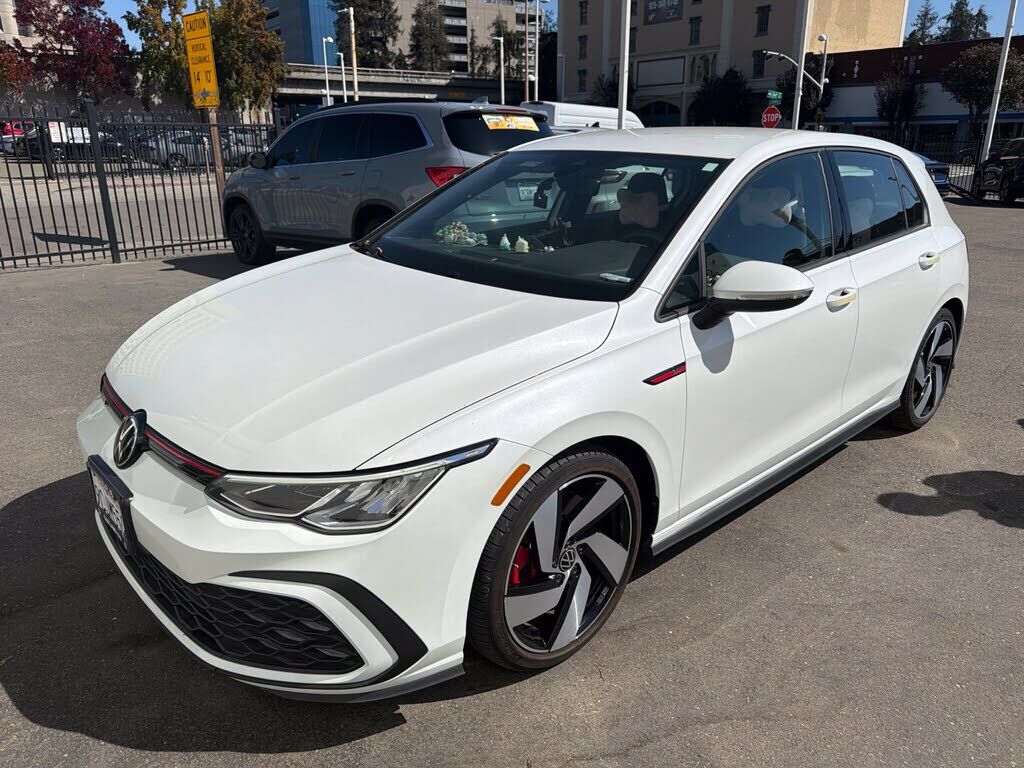 2022 VOLKSWAGEN Golf GTI