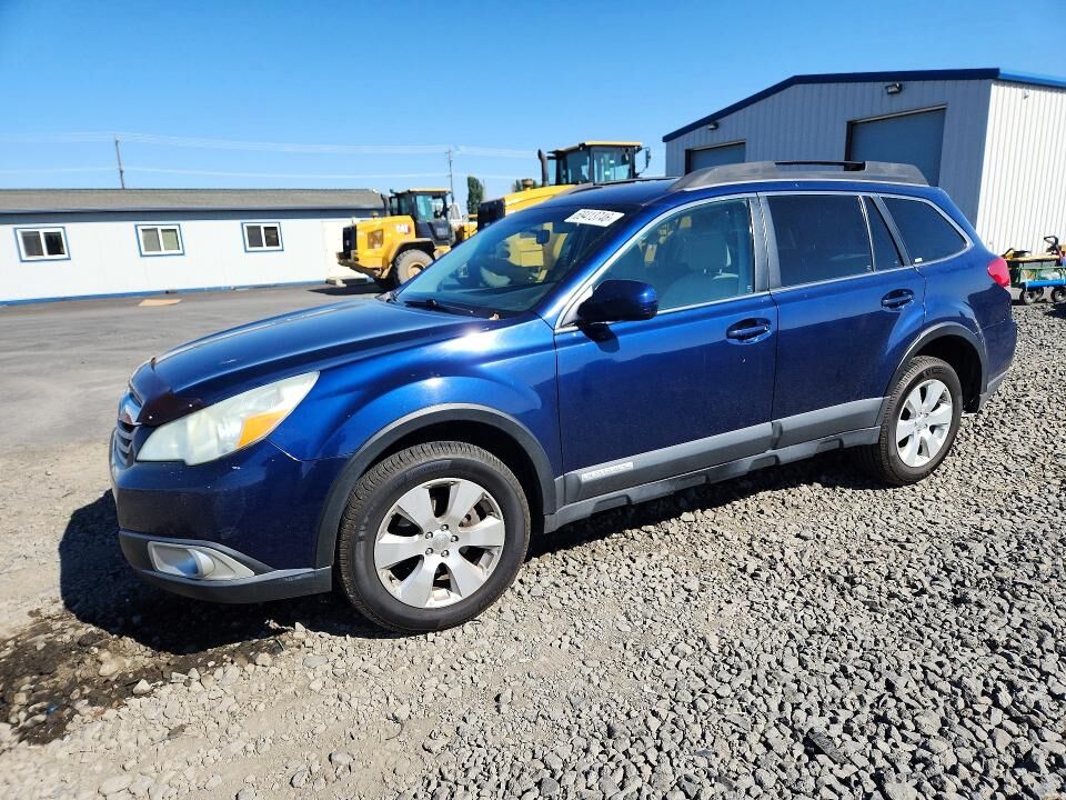 2010 SUBARU Outback
