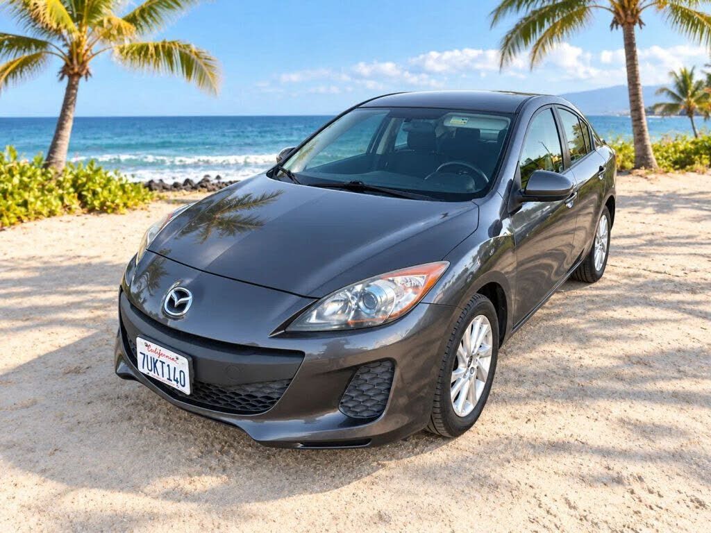 2013 MAZDA Mazda3