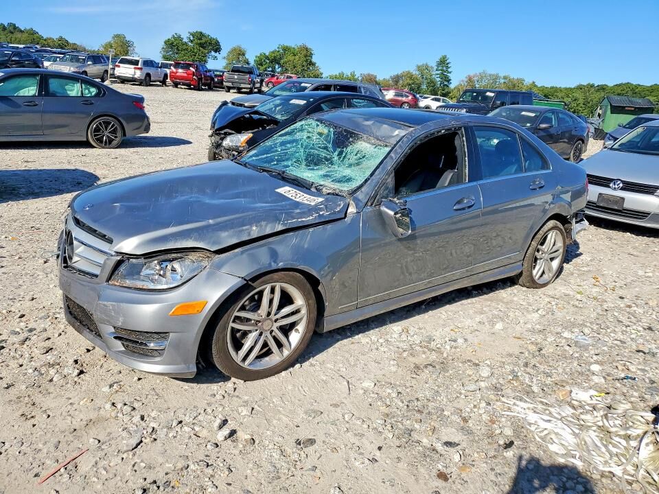 2012 MERCEDES-BENZ C-Class