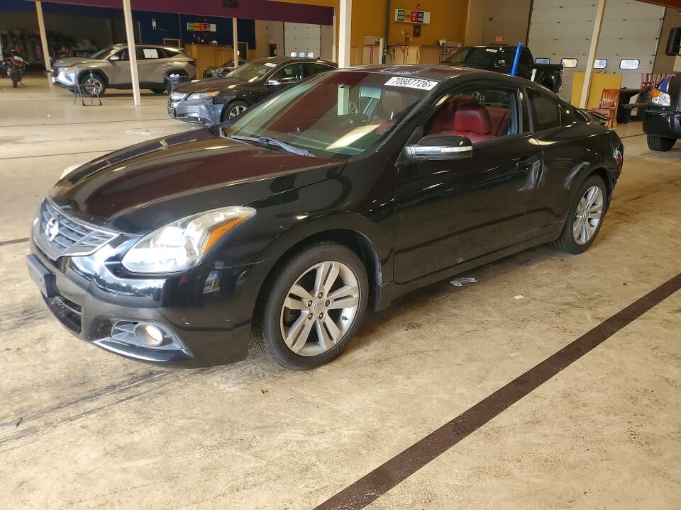 2011 NISSAN Altima