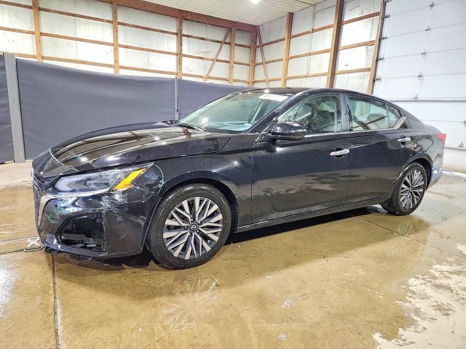 2025 NISSAN Altima