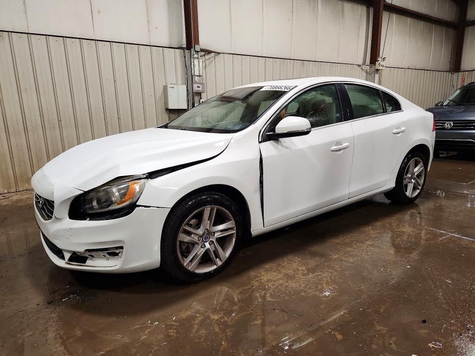 2014 VOLVO S60