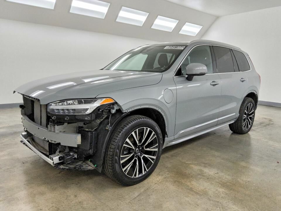 2024 VOLVO XC90