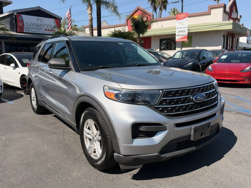 2020 FORD Explorer